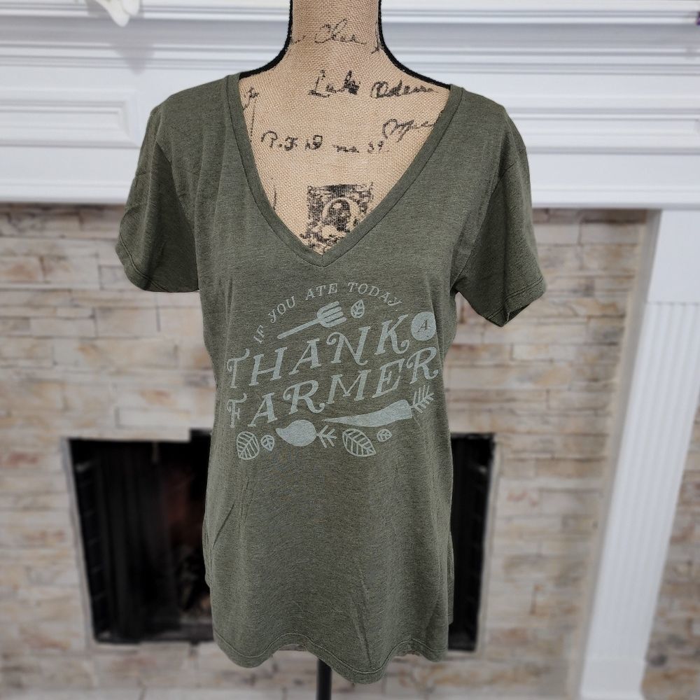 John Deere‎ "Thank a Farmer" green v-neck t-shirt plus size XXL NEW!!!
